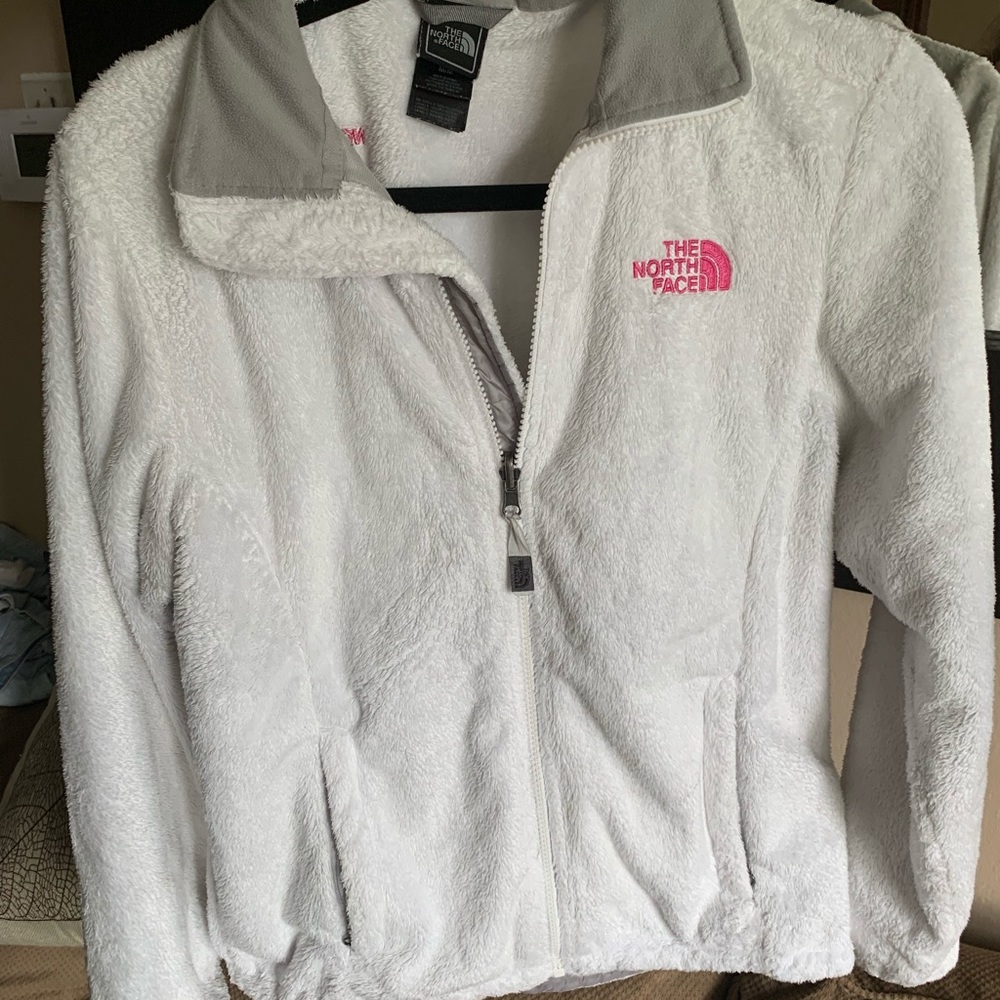 ❌❌SOLD❌❌North Face Breast Cancer Edition